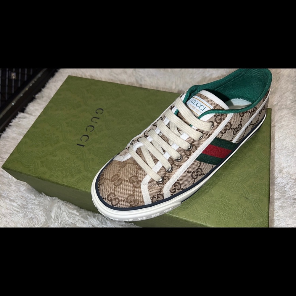 Gucci shoes